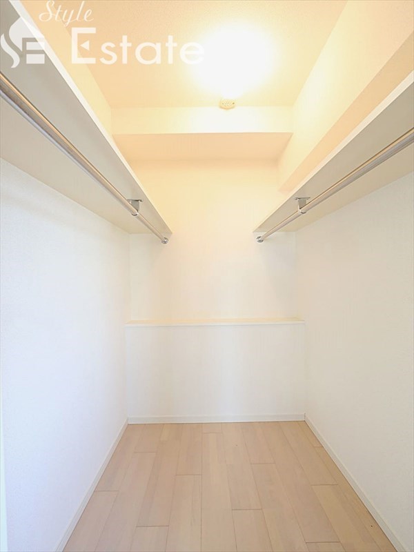 ウォークインクローゼット