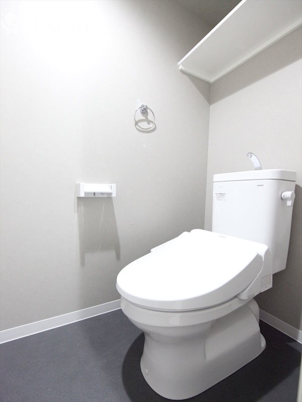 温水洗浄便座付トイレ