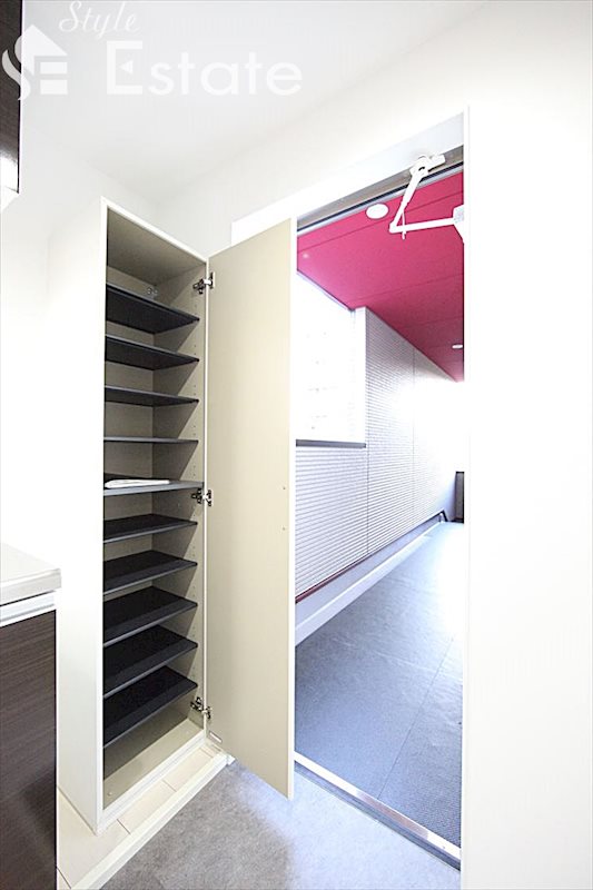 シューズボックス