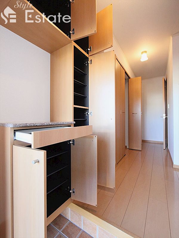 シューズボックス