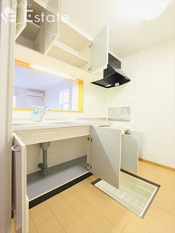 キッチン 収納スペース