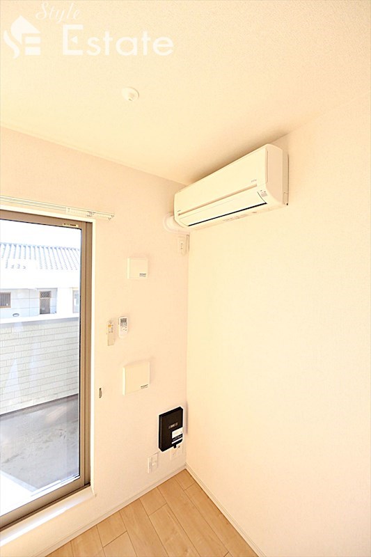 リビングエアコン