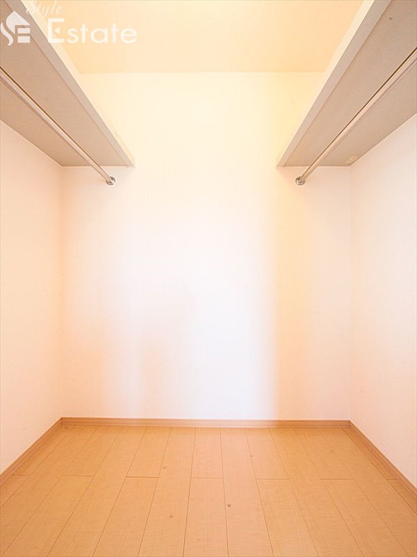 ウォークインクローゼット