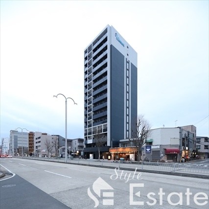 プレサンス吹上駅前エテルノ