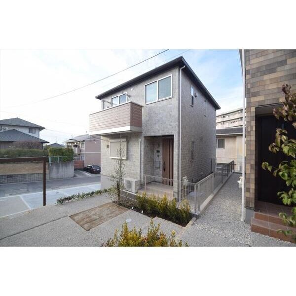 フォレストメゾン元植田A棟