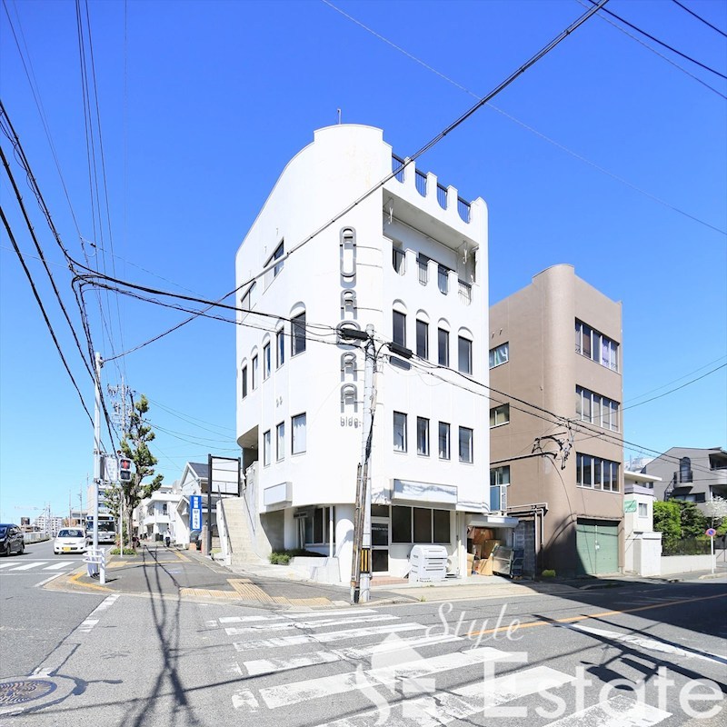 aurora building