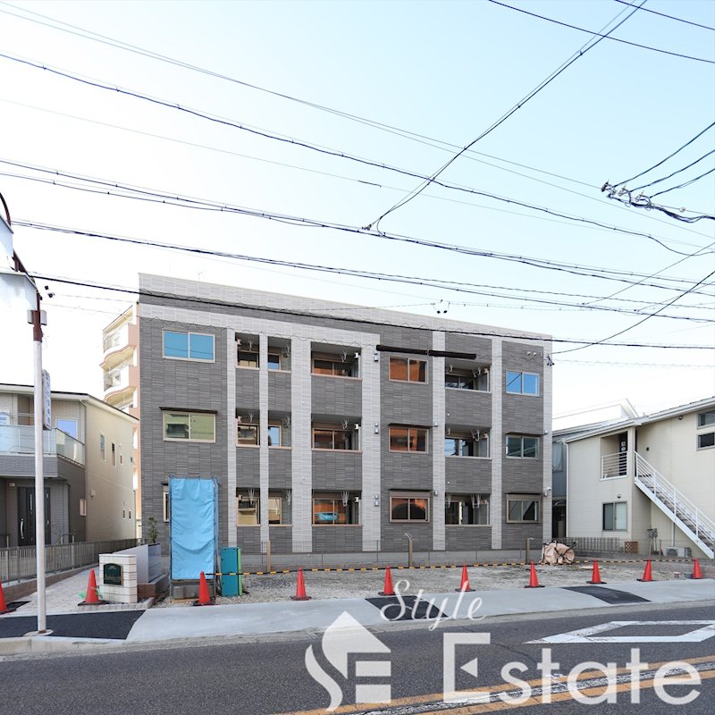 パルクボヌール川名