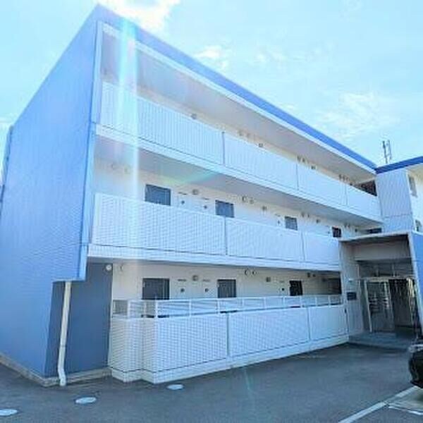 Vingt et un Bonheur 表山