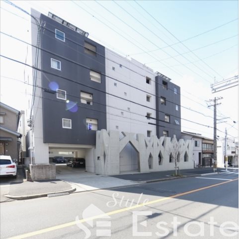 SEIZAN COURT