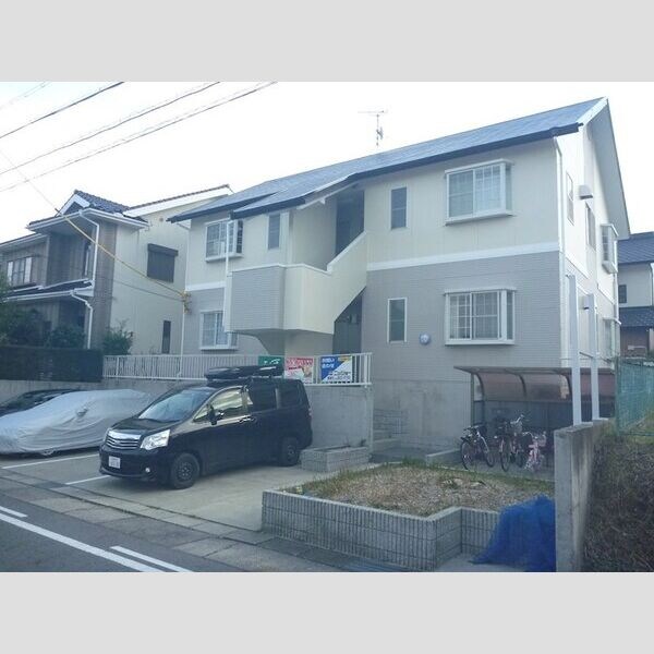 ラコリーナデ天白