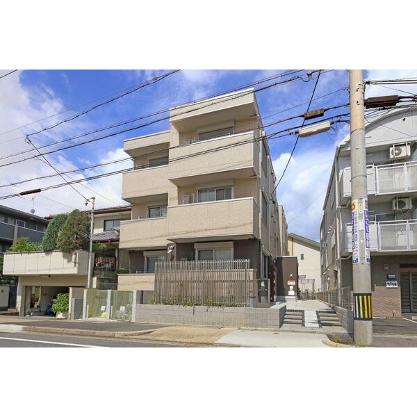 シャトー元八事