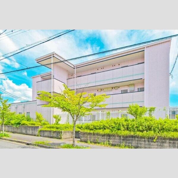 フローラ・阪野