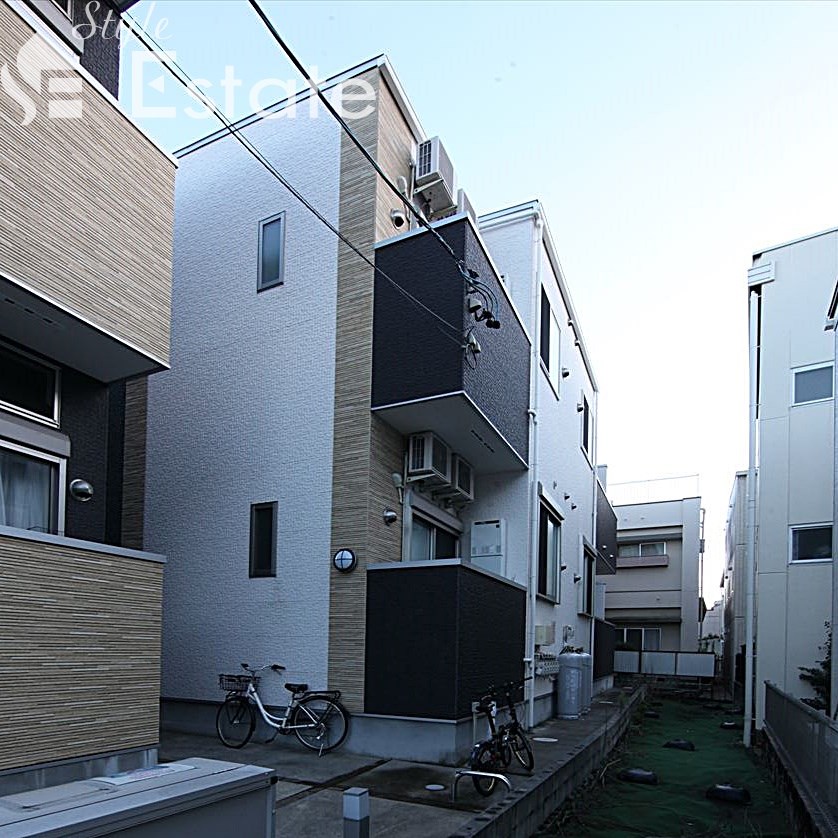 プルミエール中村