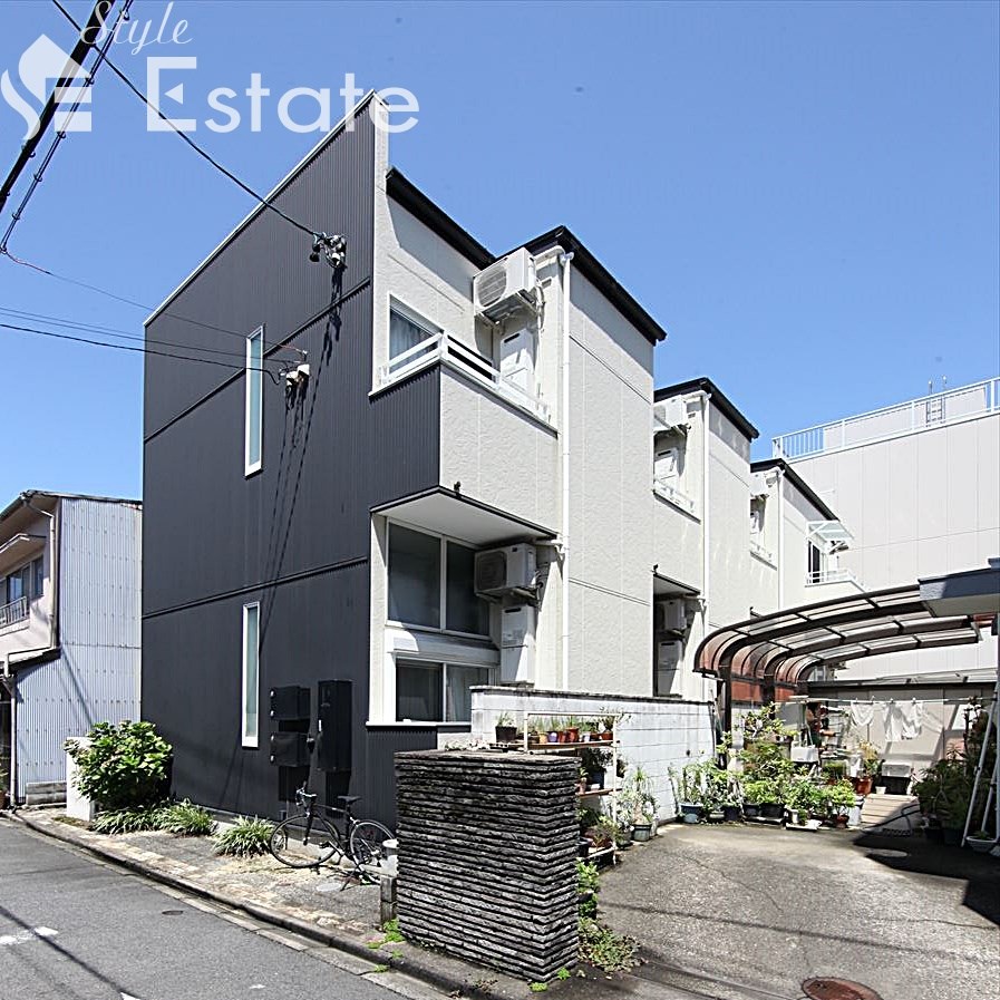 ラピネスコート