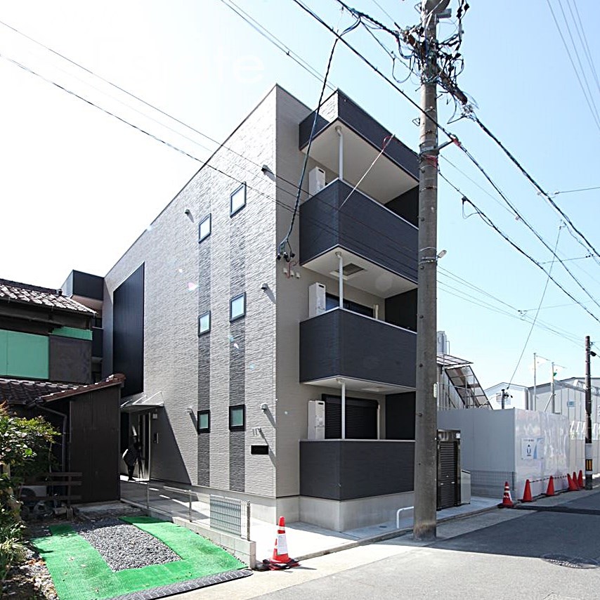 ターナ・シェリム