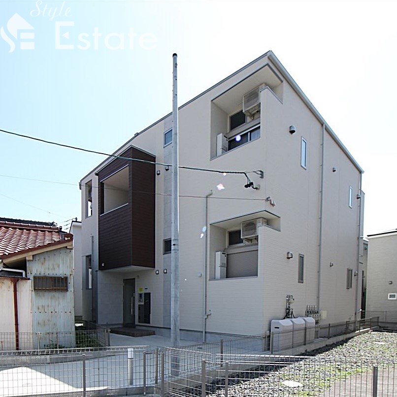 アイランドヴィラ下飯田