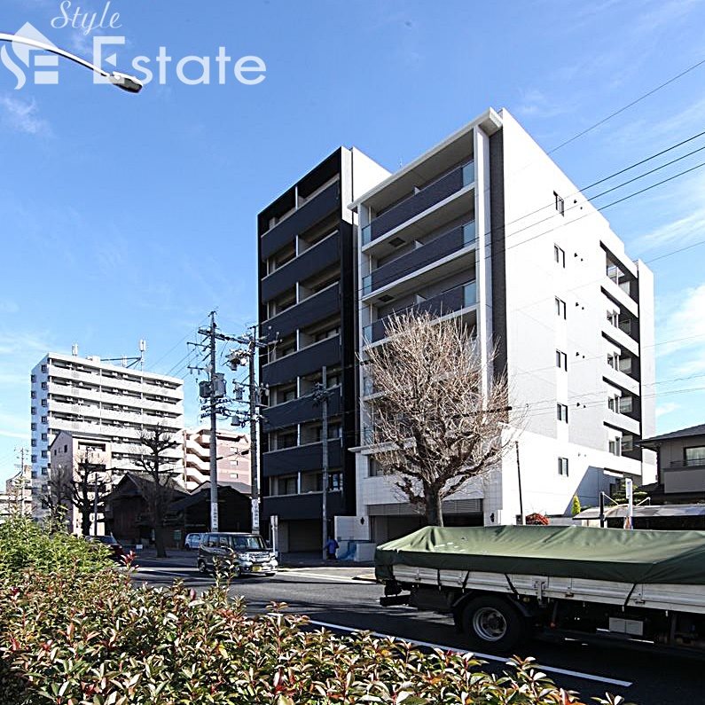 ウエスト メゾン マルキーズ