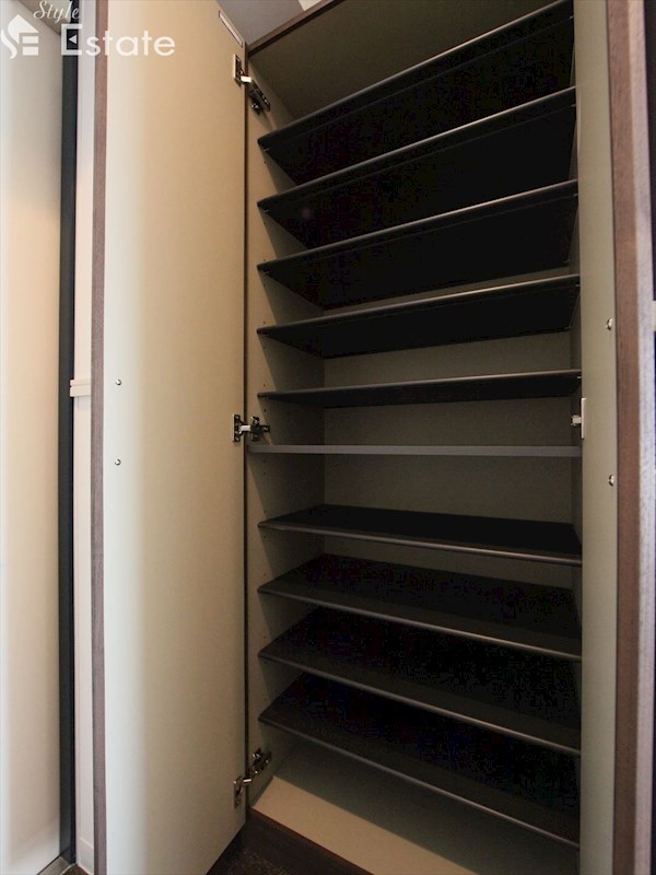 シューズボックス