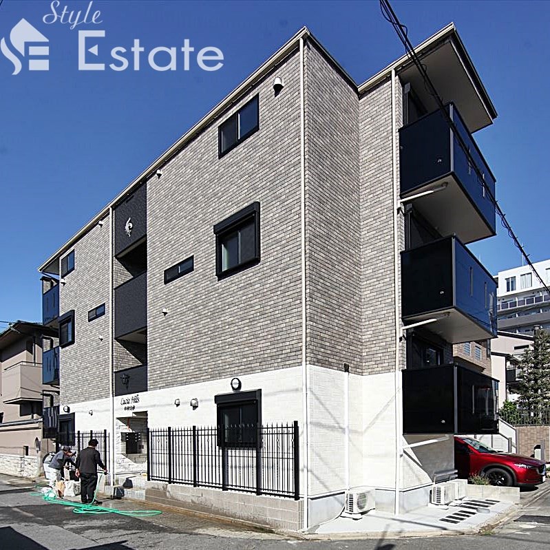 Lucia Hills中村日赤