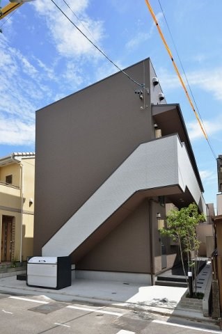 メゾンド　ルﾐナス