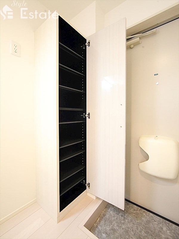 シューズボックス