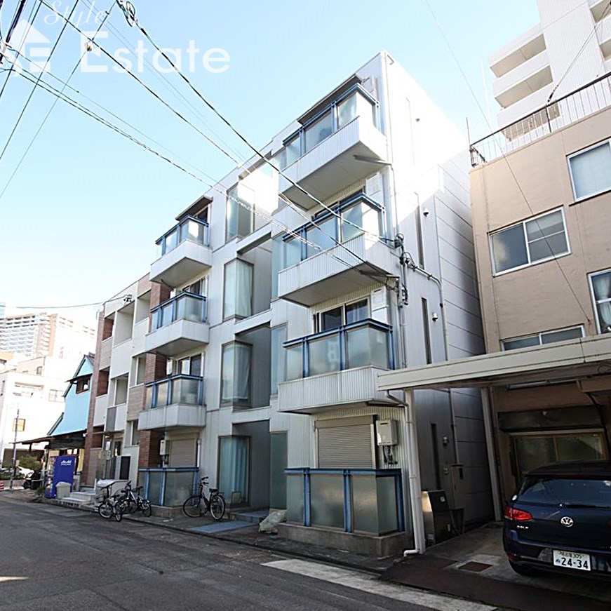 アマラントローザ