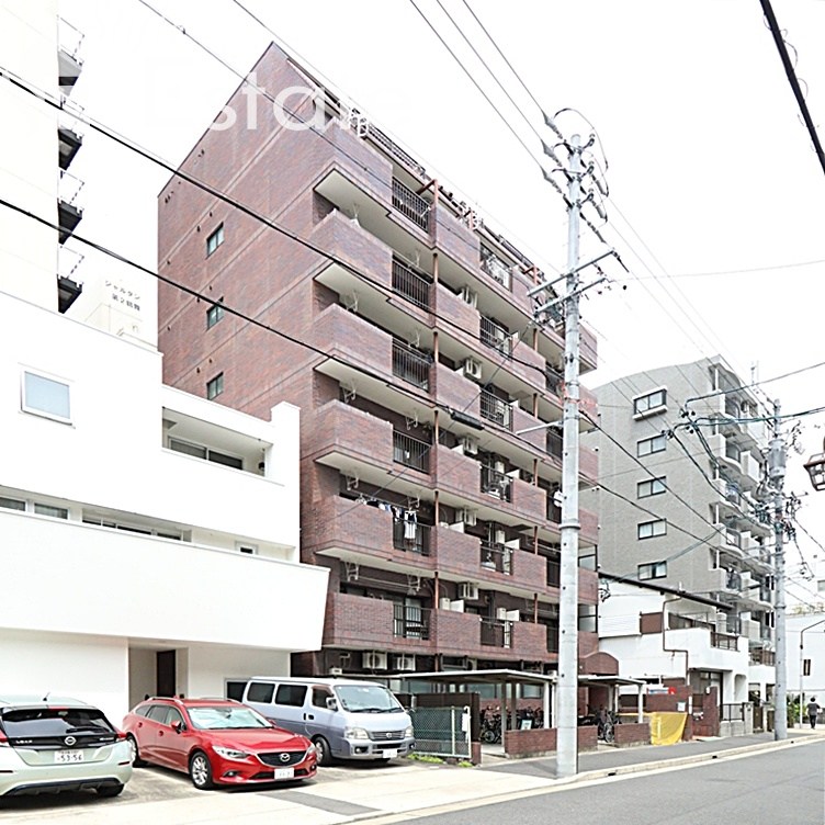 レスカール千代田