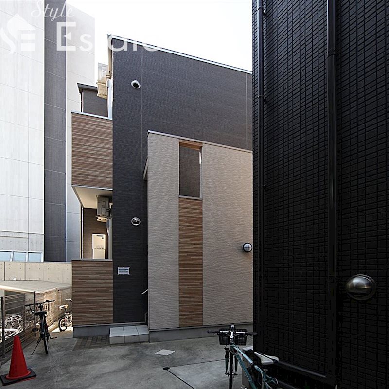 ロイヤルクレスト八熊