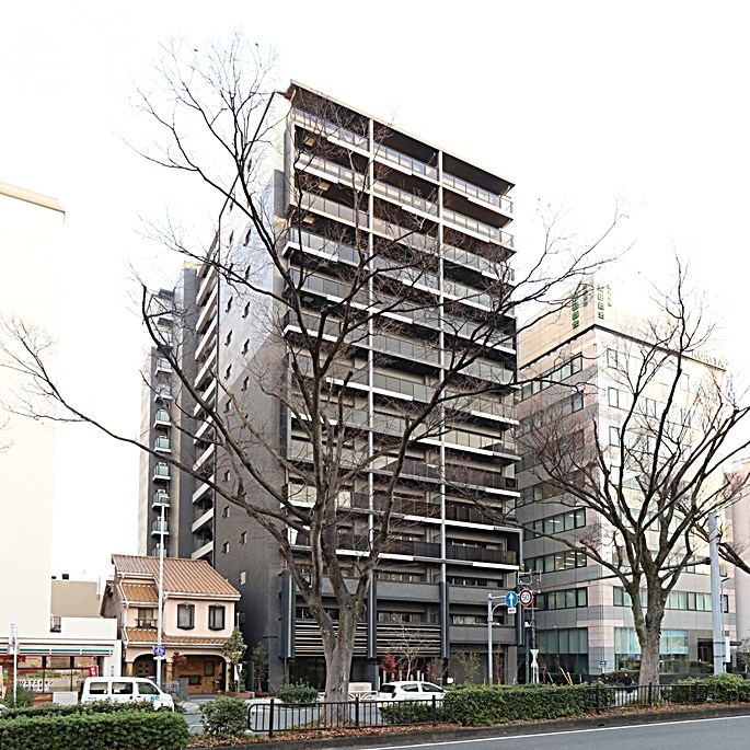 プレサンスロジェ上前津駅前　THE　RESIDENCE