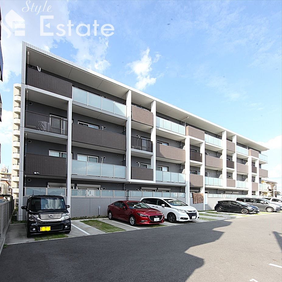 メゾンドクール