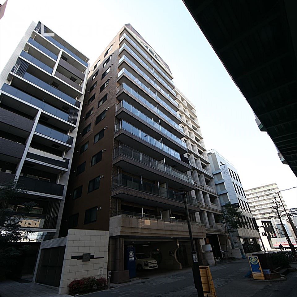 R-Court泉