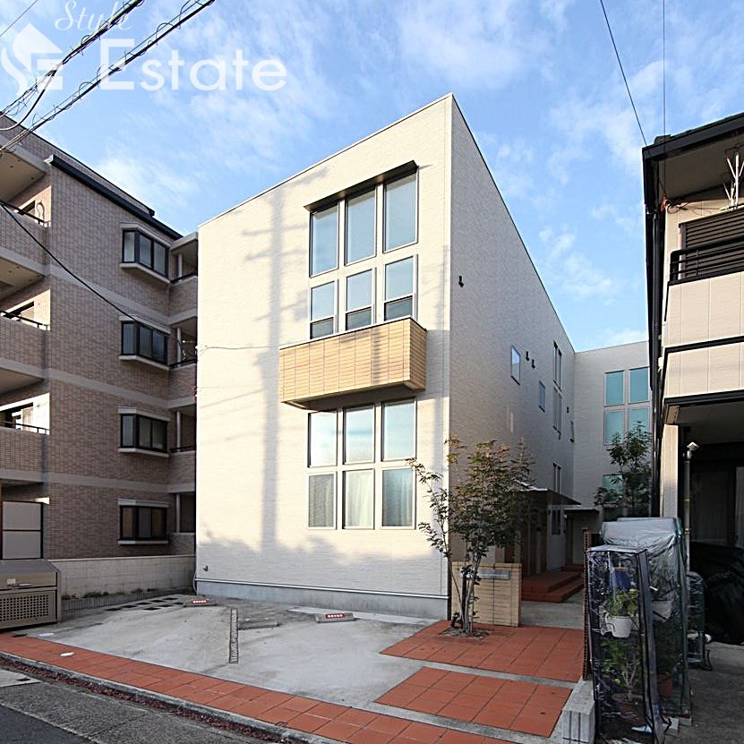 コレクション庄内通