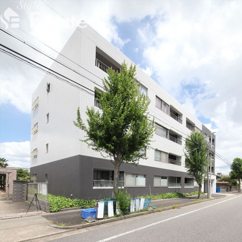 ジュネス城町