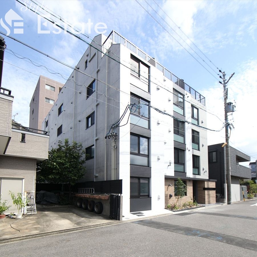 Amirl Premier Heian-dori