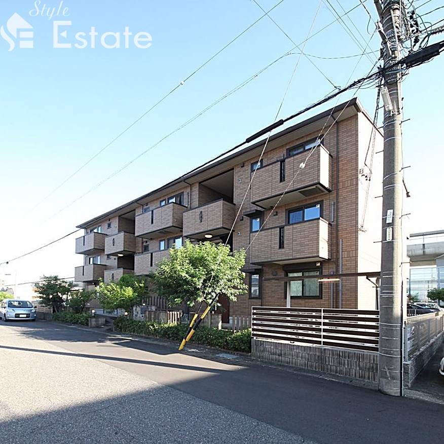 プラムガーデン