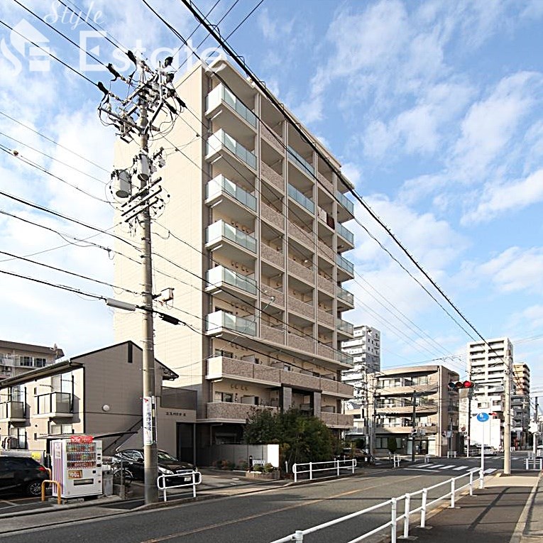ロイヤルスクエア徳川