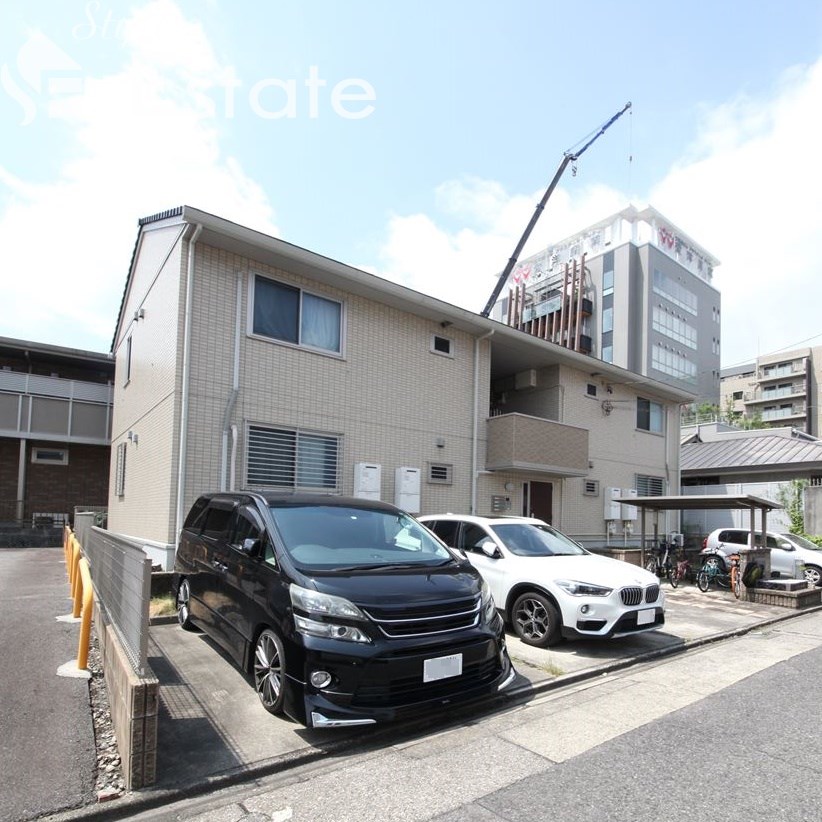 ヴィヴァン白壁