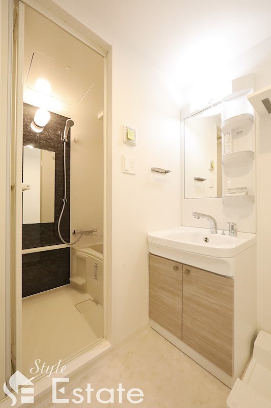 独立洗面台 脱衣所