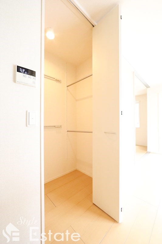 ウォークインクローゼット