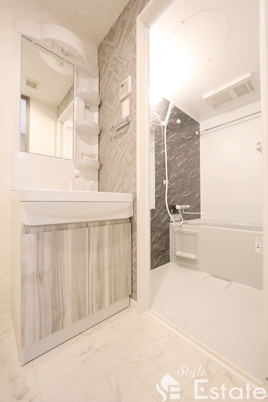 独立洗面台 脱衣所