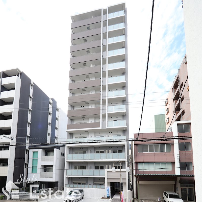 モンテーニュ名駅