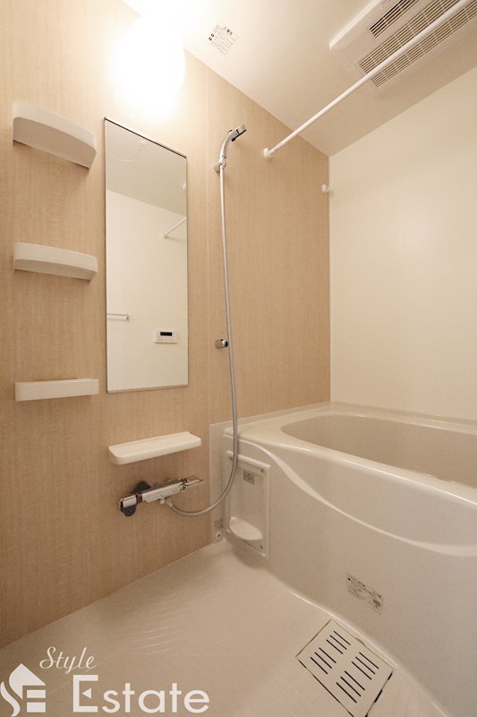 バスルーム 追い炊き機能付き