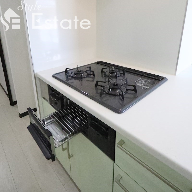 システムキッチン(3口ガスコンロ・グリル付き)