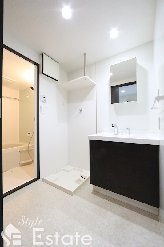 独立洗面台 脱衣所