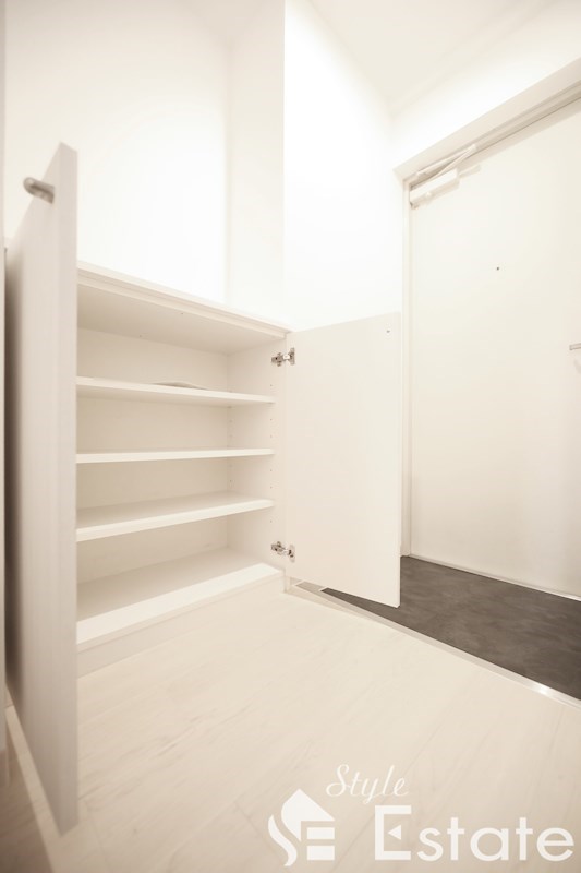 シューズボックス