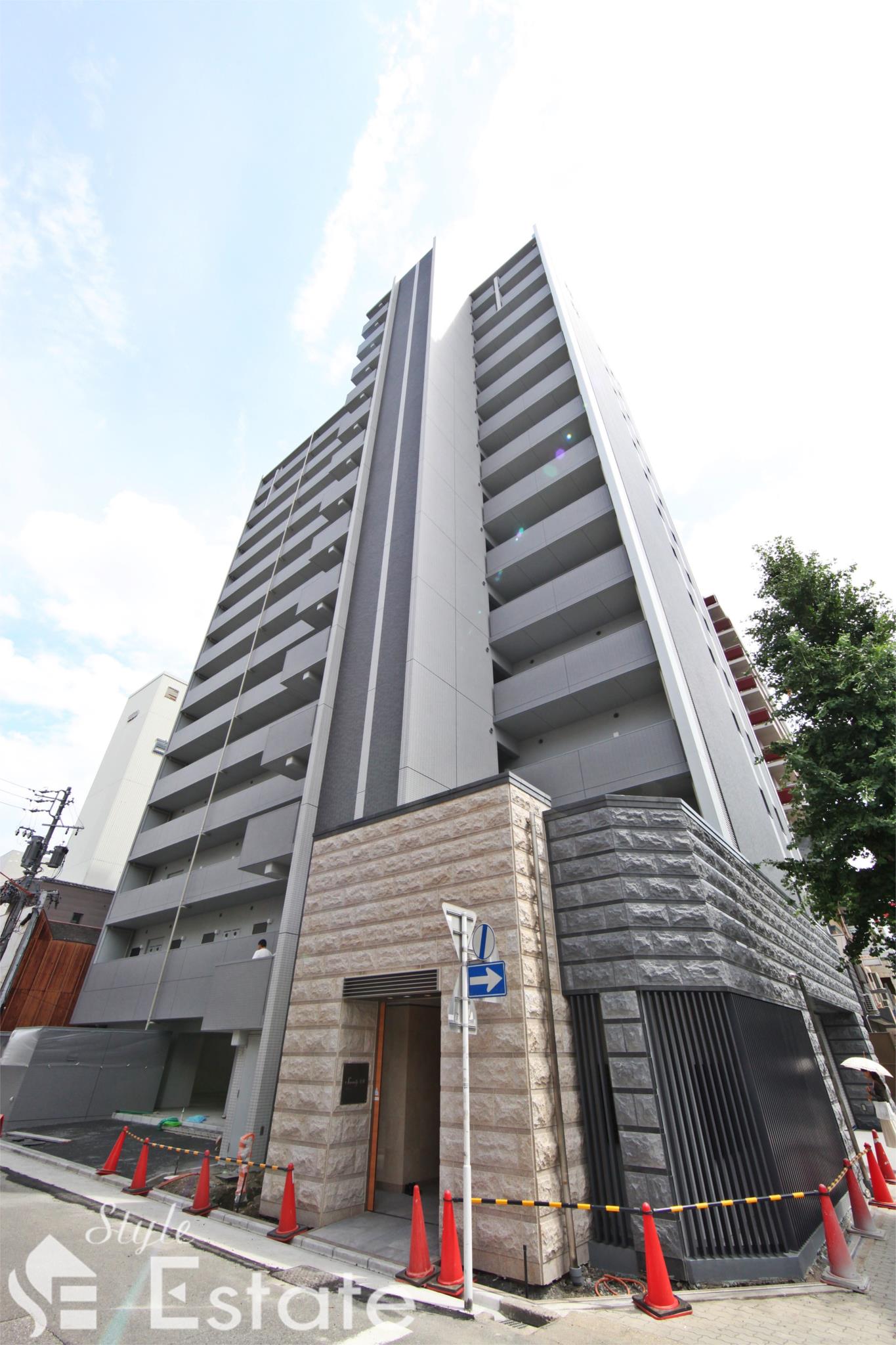 セレニティー大須