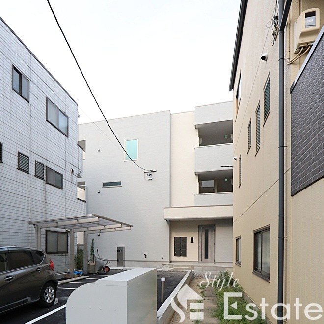 レボルタアツタ