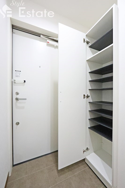 シューズボックス