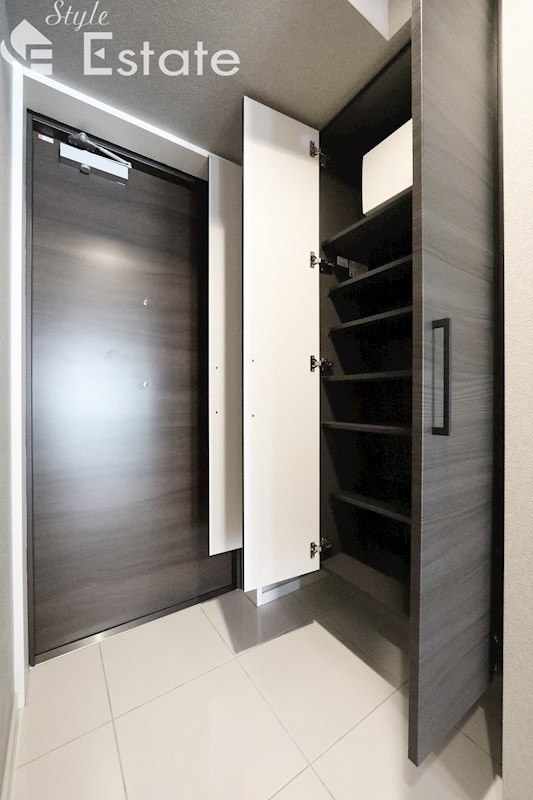 シューズボックス