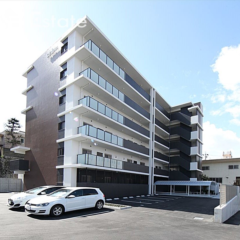 リアレクト白壁